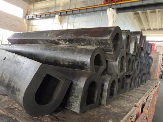 Black Marine Rubber Fender Type D Customized  For Ship And Dock