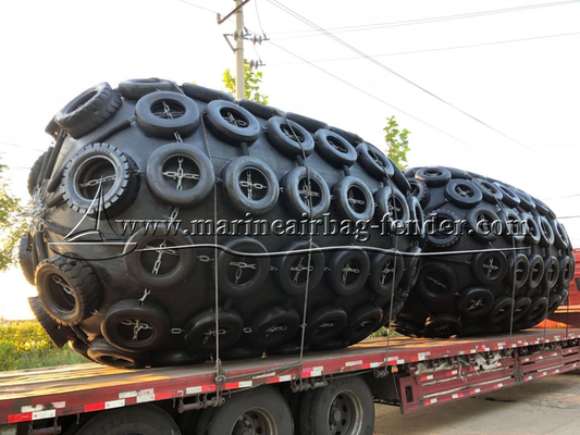 Aging Resistance Pneumatic Rubber Fender Easy Inflate Stainless Flange ISO17357 Standard