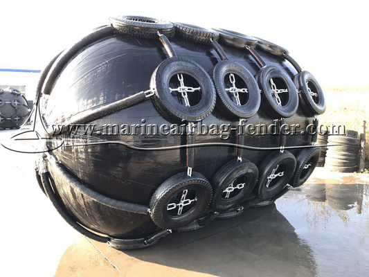 Flexible Tenacity Sling Type Ship Rubber Fenders For Smooth Ship To Ship Applications