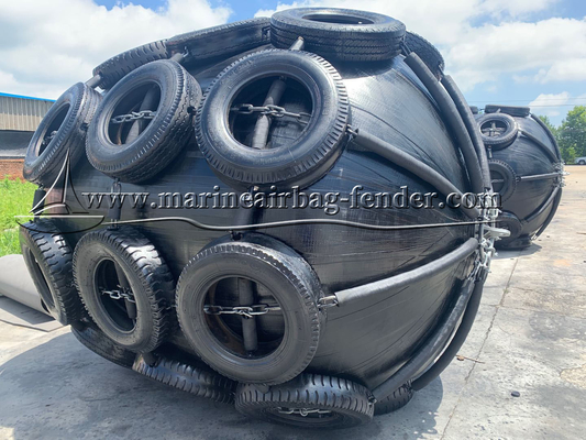 Economical Pneumatic Rubber Fender , Yokohama Marine Fenders