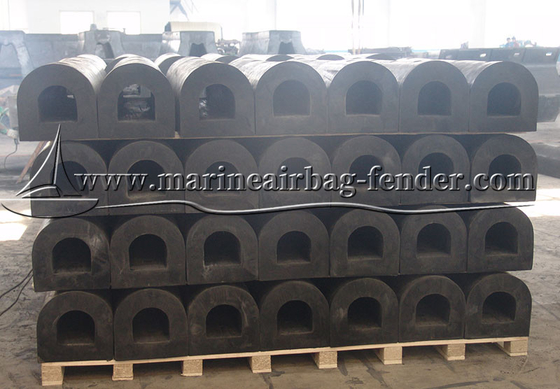 Customized D Type Rubber Fender , Marine Solid Fender For Ship Protecttion