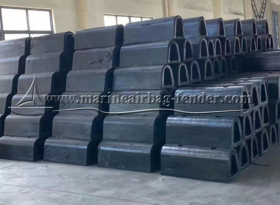 Customized D Type Rubber Fender , Marine Solid Fender For Ship Protecttion