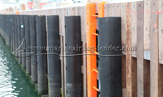 DD Type Marine Rubber Fender Customized Jetty Natural Rubber Dock Bumpers