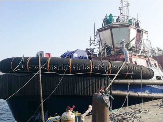 Weather Resistant Marine Rubber Fender / Tugboat Fender With Stainless Steel Accessories