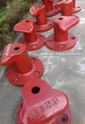 Corrosion Resistant Steel Dock Bollard With Painted Surface Bolted Installation