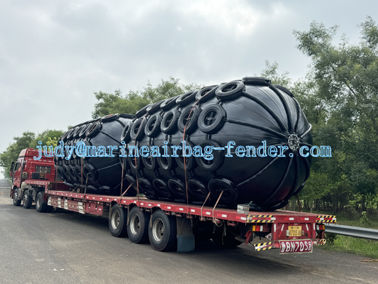 High Tensile Inflatable Rubber Fender Marine For Offshore Applications Easy Working