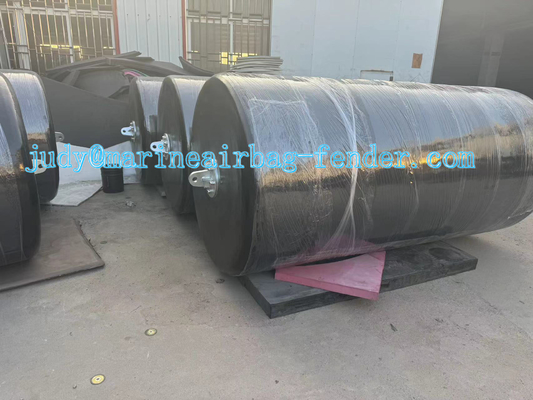 Density 30-120Kg/m3 EVA Foam Fender With Net Chain Tyre Net And Polyurea Outer Material